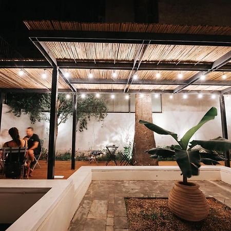 When In Athens Hostel Exterior foto